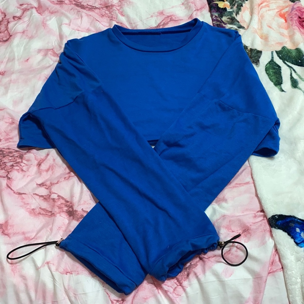Blue Longsleeve crop top